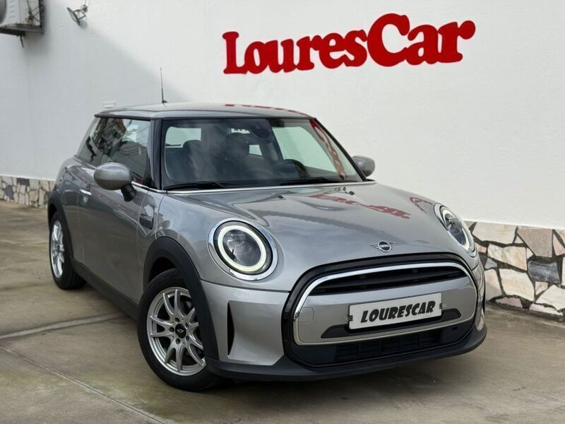 Cinza Usado 2023 Mini Cooper Essential Citadino | € 24.995 (Preço elevado) - Imagem 1/4