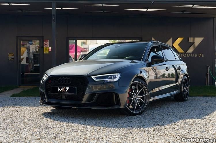 Cinza Usado 2018 Audi RS3 Citadino | € 49.990 - Imagem 1/1