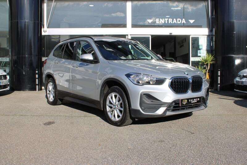 Cinzento Usado 2020 BMW X1 Advantage SUV | € 25.990 (Preço elevado) - Imagem 1/4