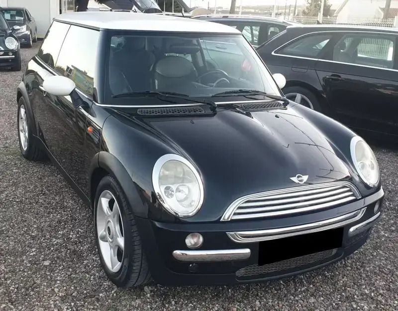 Usado Mini Cooper Coupé Exclusive 115 HP (84 kW) 2003 Preto Coupé