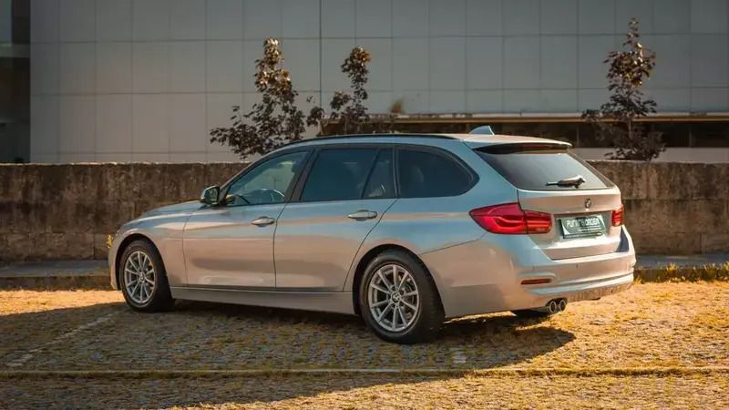 Usado BMW 320 Sport Line 190 HP (139 kW) 2018 Prateado Carrinha