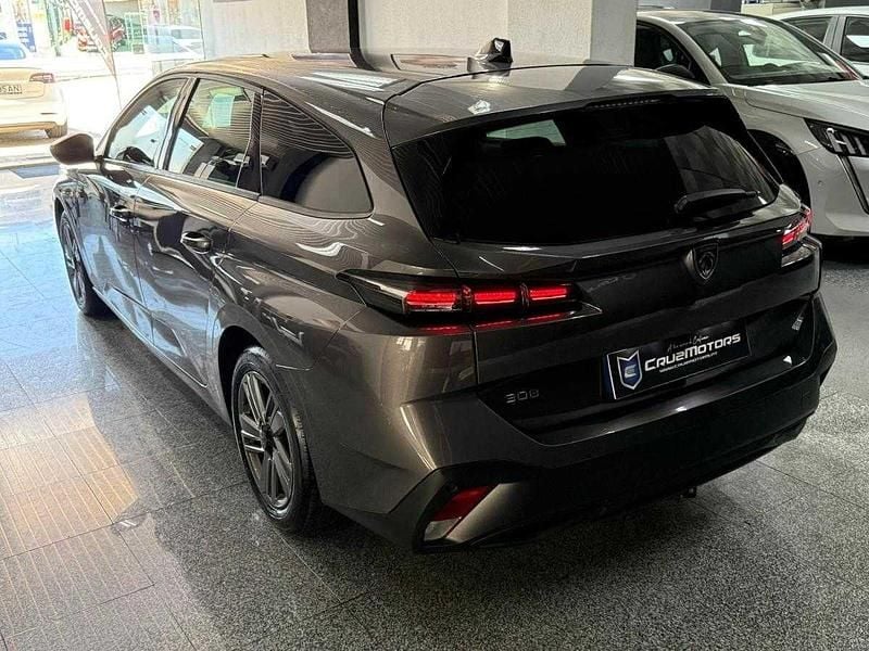 Usado Peugeot 308 SW 130 HP (95 kW) 2022 Cinzento Carrinha
