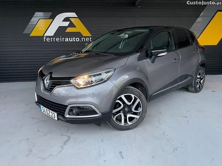 Cinza Usado 2017 Renault Captur SUV | € 11.800 (Preço justo) - Imagem 1/1