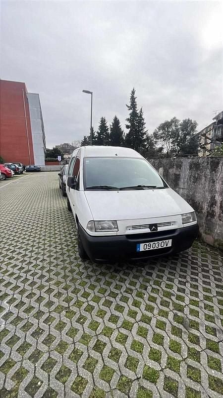 Branco Usado 2000 Citroën Jumpy Monovolume | € 3.300 - Imagem 1/3