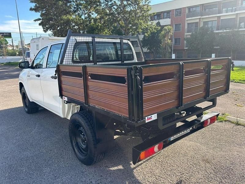 Usado Toyota HiLux 150 HP (110 kW) 2022 Branco Pickup