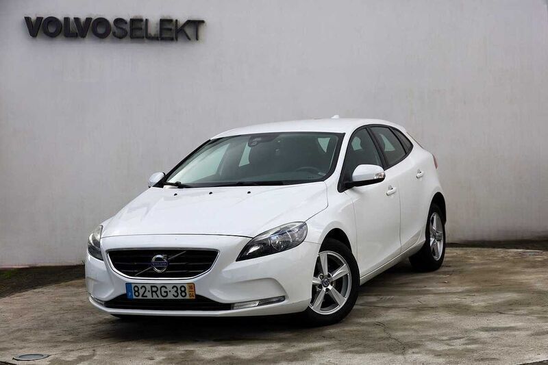 Branco Usado 2016 Volvo V40 Carrinha | € 12.700 (Preço justo) - Imagem 1/4