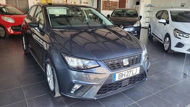 Cinza Usado 2024 Seat Ibiza Style | € 15.990 (Preço justo) - Imagem 1/4
