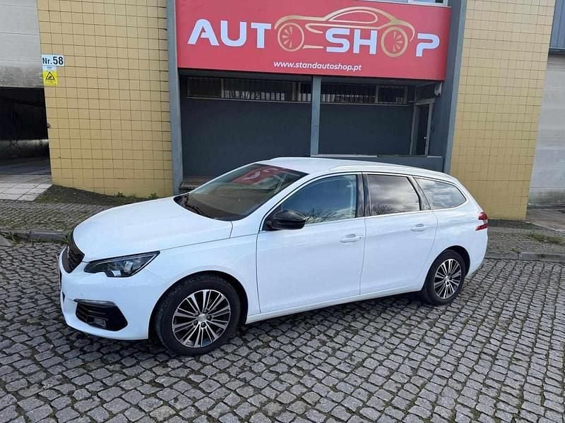 Usado Peugeot 308 SW 130 HP (95 kW) 2021 Branco Carrinha