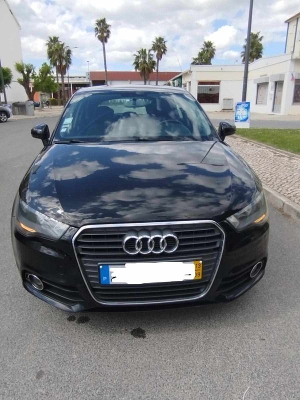 Preto Usado 2013 Audi A1 Citadino | € 12.000 (Preço justo) - Imagem 1/4