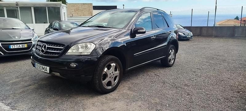 Preto Usado 2006 Mercedes ML320 SUV | € 16.900 (Super Preço) - Imagem 1/4