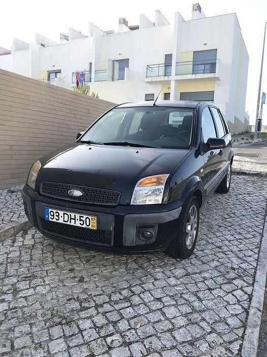 Usado 2007 Ford Fusion Sedan | € 2.300 - Imagem 1/4