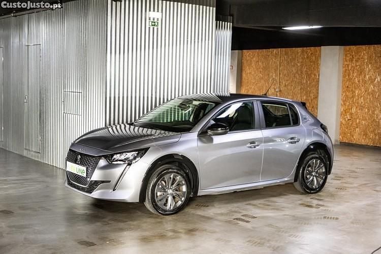 Cinza Usado 2022 Peugeot e-208 Active Citadino | € 17.700 (Preço justo) - Imagem 1/1