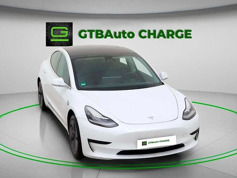 Branco Usado 2019 Tesla Model 3 Standard Range Sedan | € 23.800 (Preço justo) - Imagem 1/4