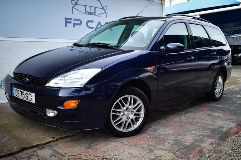 Usado Ford Focus 75 HP (55 kW) 2001 Azul Carrinha