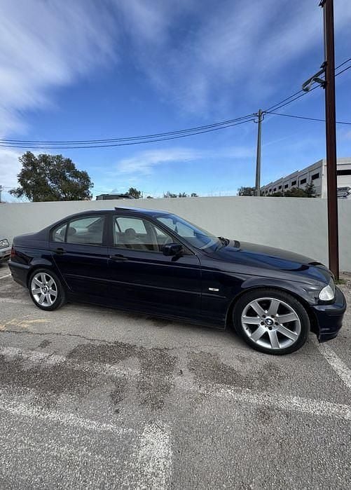 Usado 1999 BMW 320 Sedan | € 3.000 (Preço justo) - Imagem 1/4