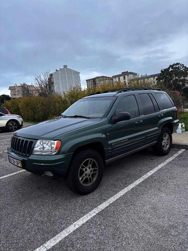 Verde Usado 2000 Jeep Grand Cherokee SUV | € 9.900 - Imagem 1/4