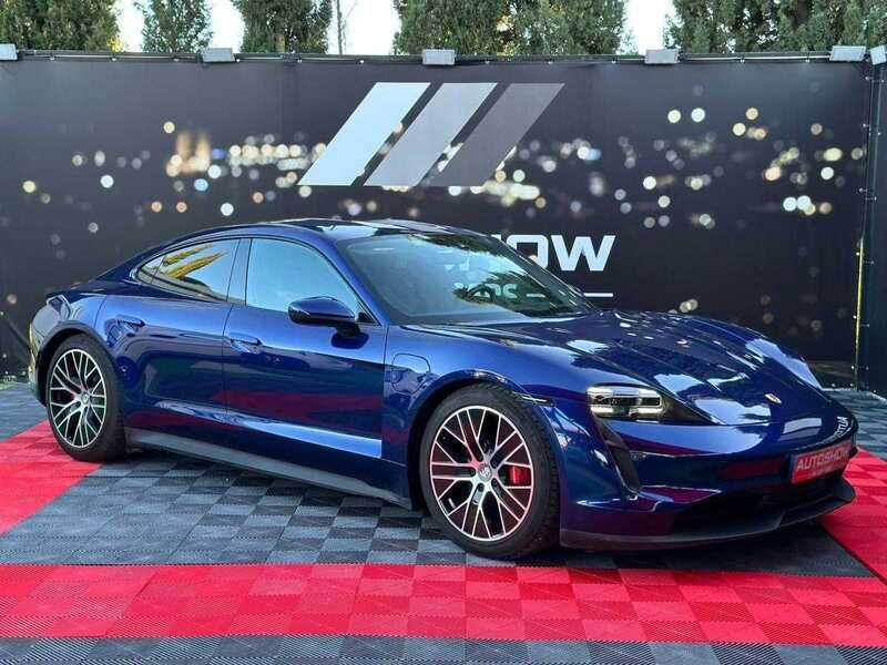 Azul Usado 2020 Porsche Taycan Sedan | € 68.900 (Bom preço) - Imagem 1/4