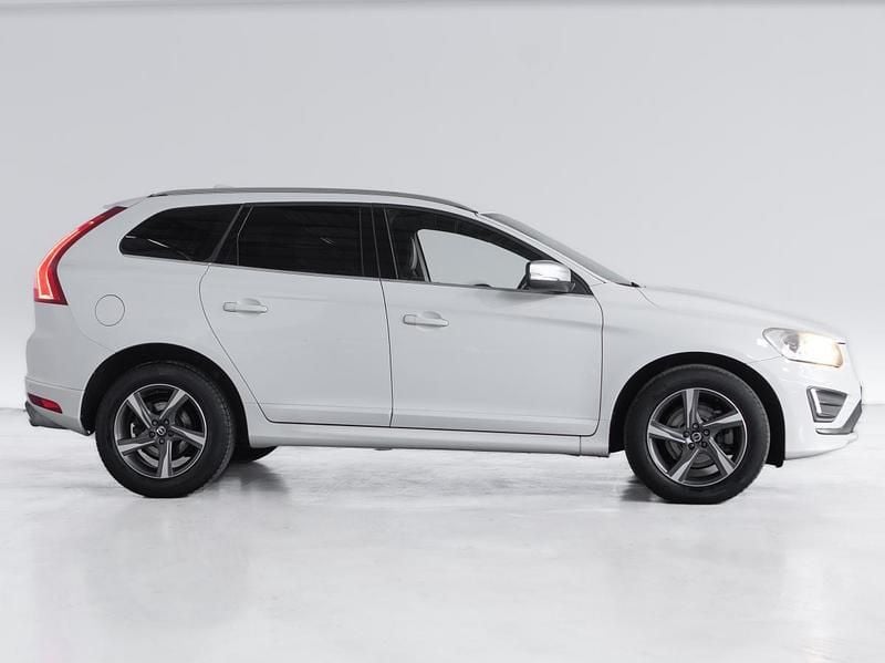 Usado Volvo XC60 190 HP (139 kW) 2015 Branco SUV