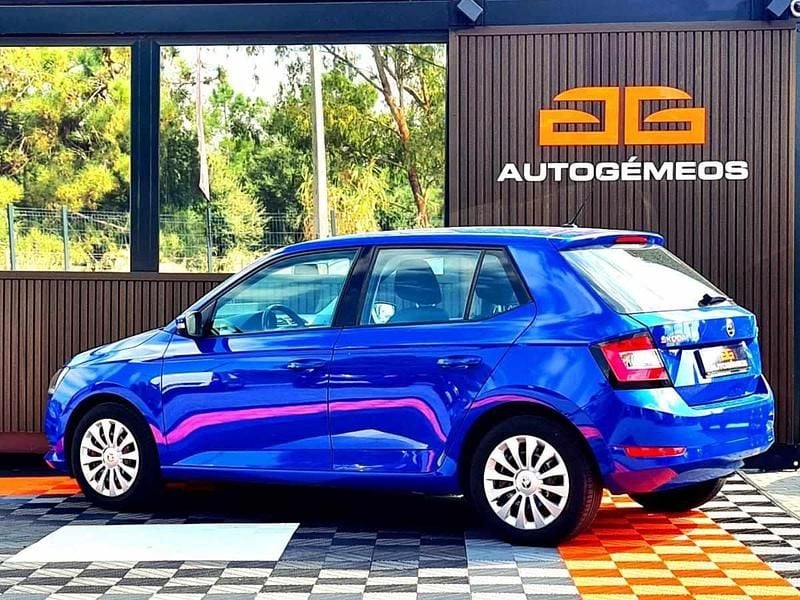 Usado Skoda Fabia Active 75 HP (55 kW) 2019 Azul Citadino