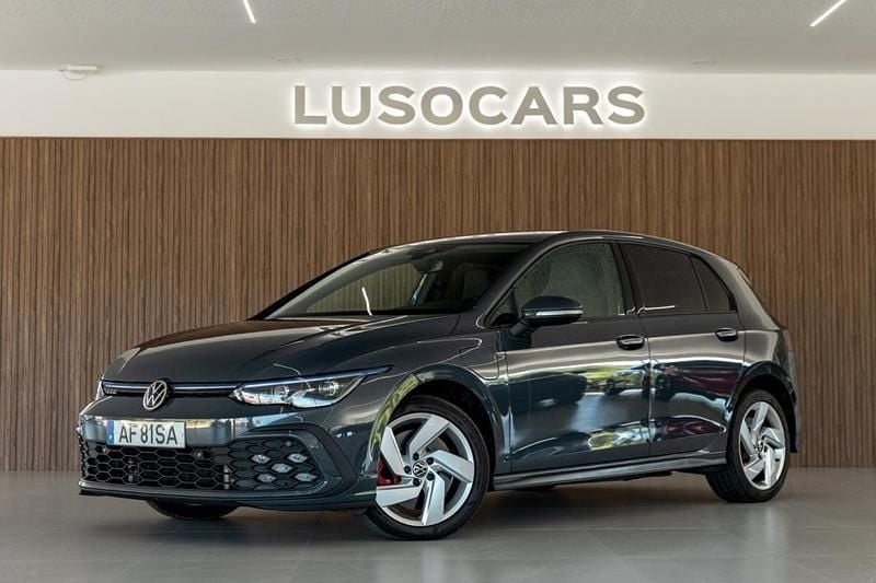 Cinzento Usado 2021 VW Golf VIII | € 25.990 (Preço elevado) - Imagem 1/4