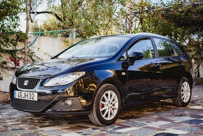 Preto Usado 2010 Seat Ibiza | € 9.900 (Caro) - Imagem 1/4