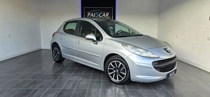 Usado Peugeot 207 Sport 95 HP (69 kW) 2009 Cinzento Citadino