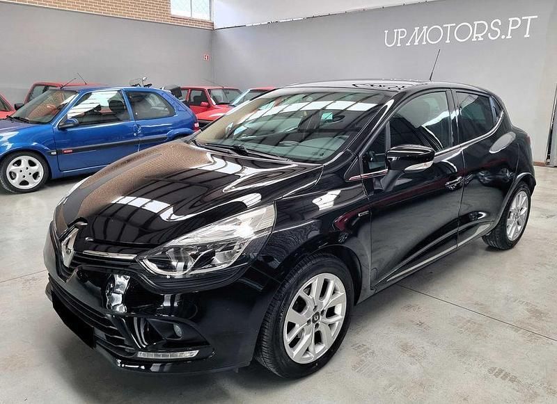 Usado 2019 Renault Clio IV Sedan | € 10.990 (Preço justo) - Imagem 1/4