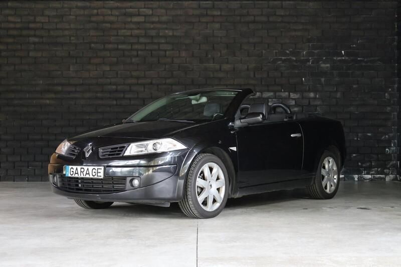 Preto Usado 2008 Renault Mégane III | € 9.800 - Imagem 1/4