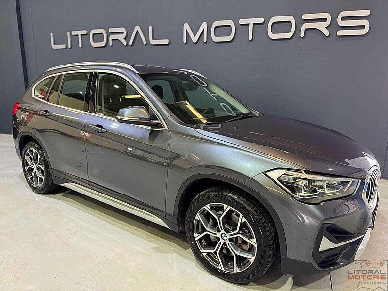 Cinzento Usado 2021 BMW X1 SUV | € 30.900 (Preço elevado) - Imagem 1/4