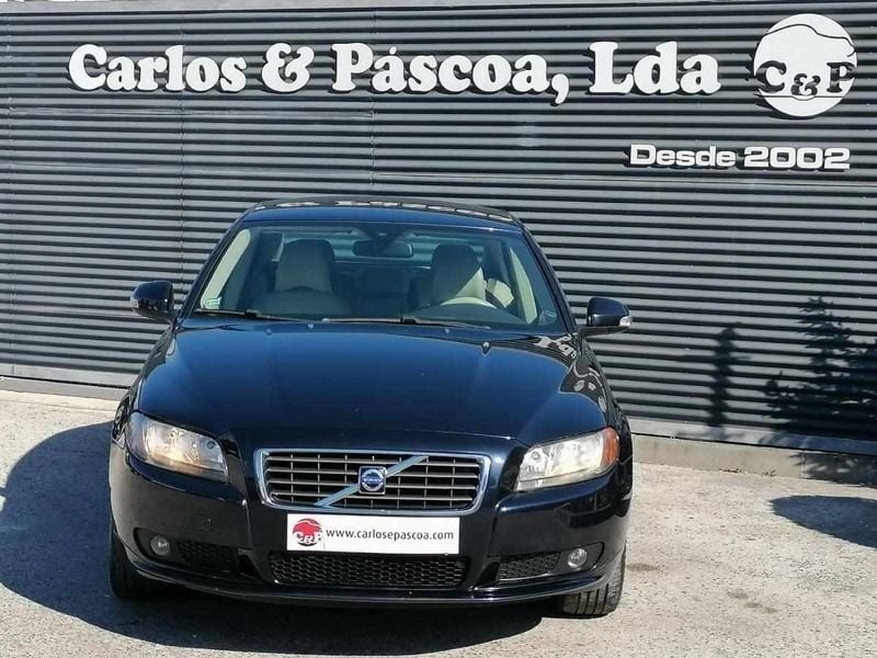 Azul Usado 2008 Volvo S80 Sedan | € 9.850 - Imagem 1/4