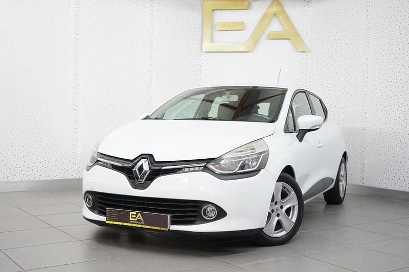 Usado Renault Clio IV 90 HP (66 kW) 2013 Branco