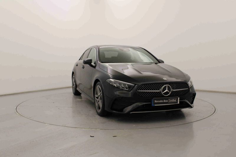 Preto Usado 2025 Mercedes A200 Sedan | € 38.990 (Preço elevado) - Imagem 1/4