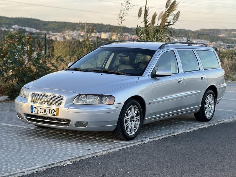 Usado 2007 Volvo V70 Carrinha | € 6.500 - Imagem 1/4