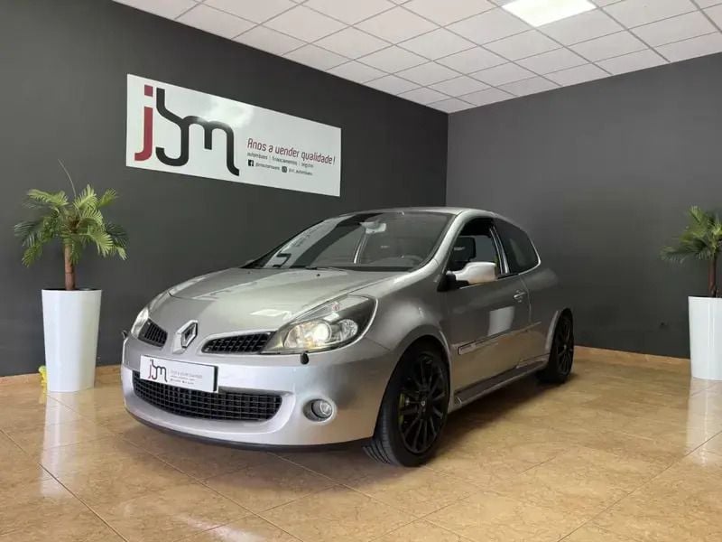 Cinza Usado 2006 Renault Clio R.S. R.S. Citadino | € 17.500 - Imagem 1/4