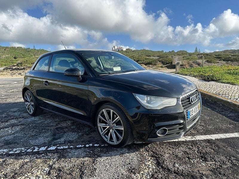 Usado Audi A1 Sport 105 HP (77 kW) 2010 Citadino