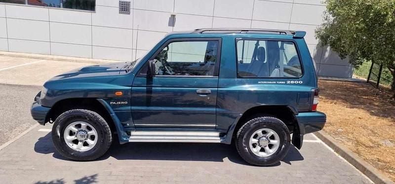 Verde Usado 1998 Mitsubishi Pajero SUV | € 17.900 - Imagem 1/4