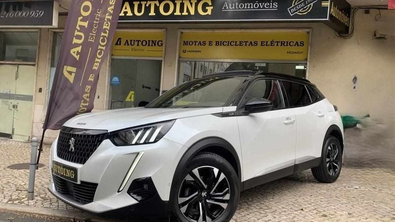 Branco Usado 2021 Peugeot 2008 GT SUV | € 19.980 (Preço justo) - Imagem 1/2