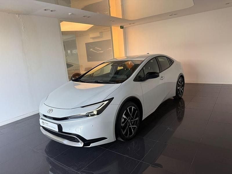 Usado Toyota Prius 220 HP (161 kW) 2025 Branco Citadino
