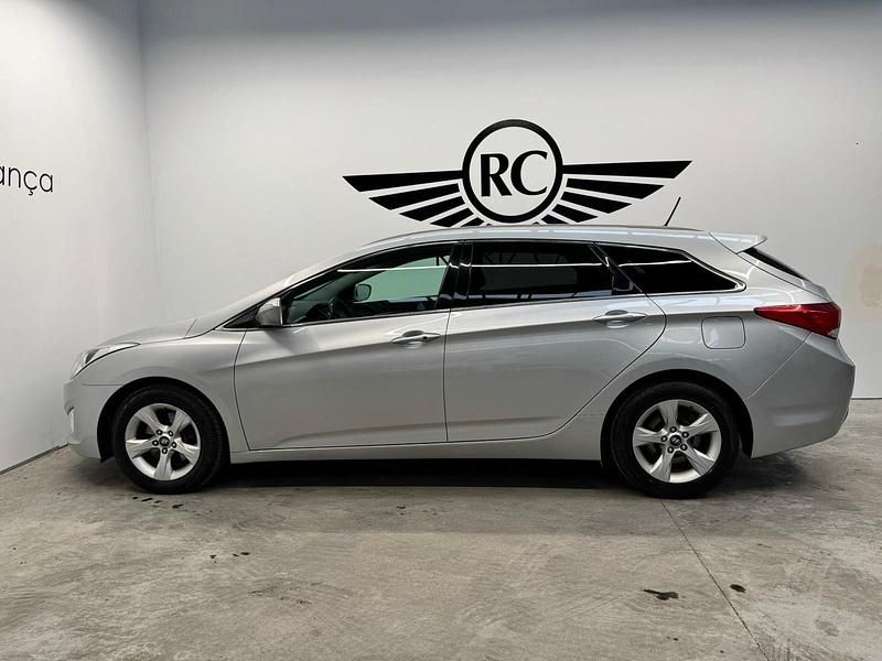 Usado Hyundai i40 Comfort 115 HP (84 kW) 2014 Cinza Carrinha