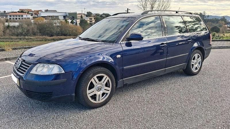 Usado 2001 VW Passat Sedan | € 3.800 (Preço justo) - Imagem 1/4