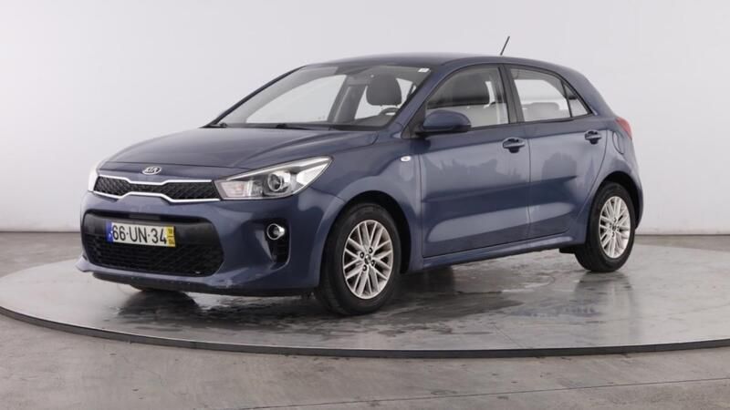 Azul Usado 2018 Kia Rio SX | € 10.850 - Imagem 1/4