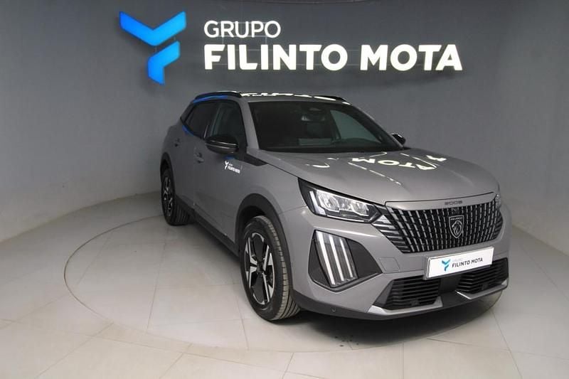 Cinzento Usado 2025 Peugeot 2008 Allure SUV | € 24.490 (Preço justo) - Imagem 1/1