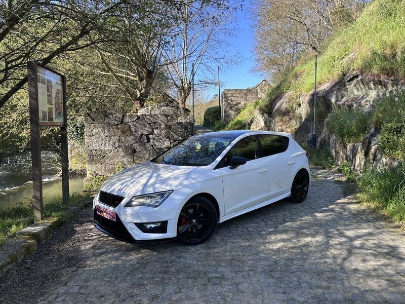 Branco Usado 2016 Seat Leon FR Sedan | € 19.990 (Caro) - Imagem 1/4