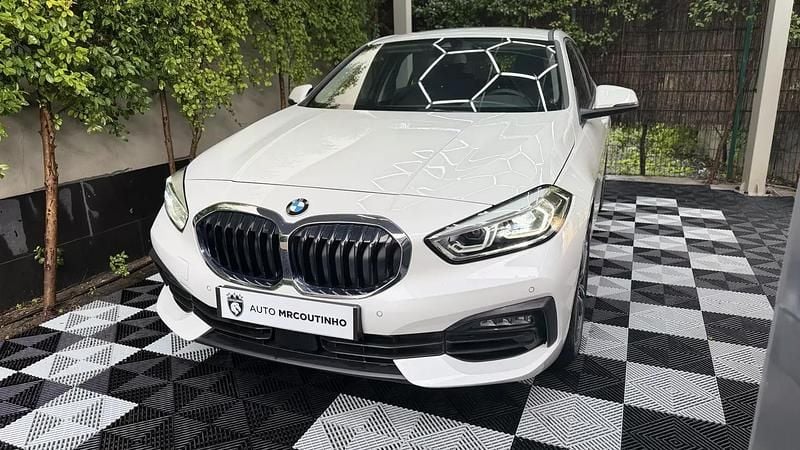 Usado BMW 116 Performance 109 HP (80 kW) 2023 Branco Citadino