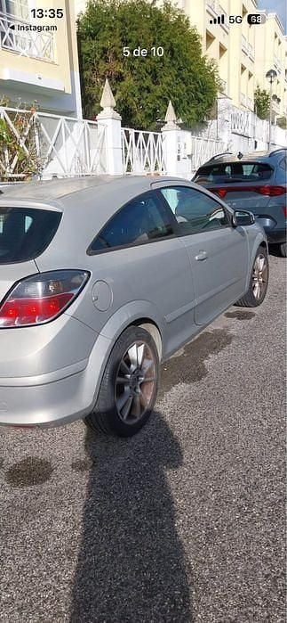 Usado Opel Astra GTC 100 HP (73 kW) 2005