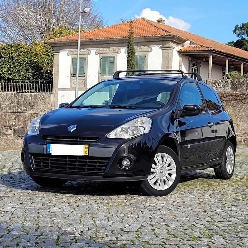 Preto Usado 2010 Renault Clio II | € 4.950 (Preço justo) - Imagem 1/4