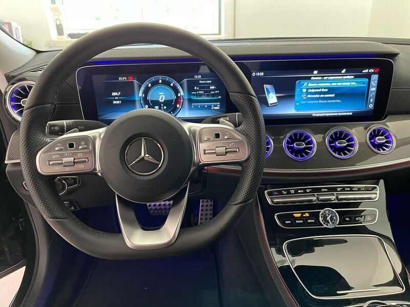 Usado 2019 Mercedes CLS300 Sedan | € 65.000 - Imagem 1/4