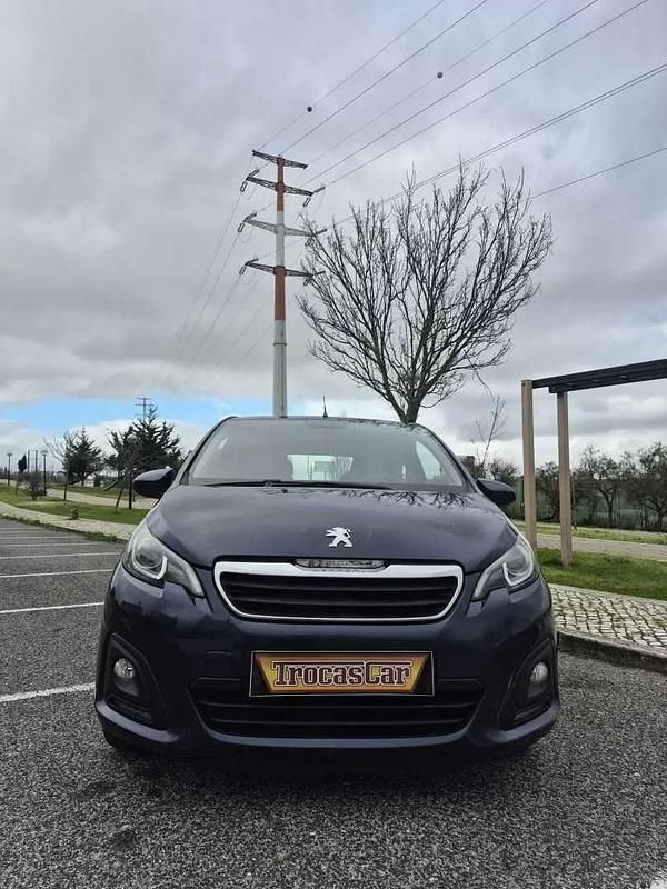 Usado Peugeot 108 Active 69 HP (50 kW) 2016 Azul escuro Citadino