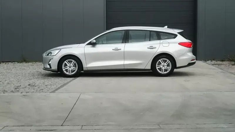 Usado Ford Focus Active 120 HP (88 kW) 2019 Cinzento Carrinha