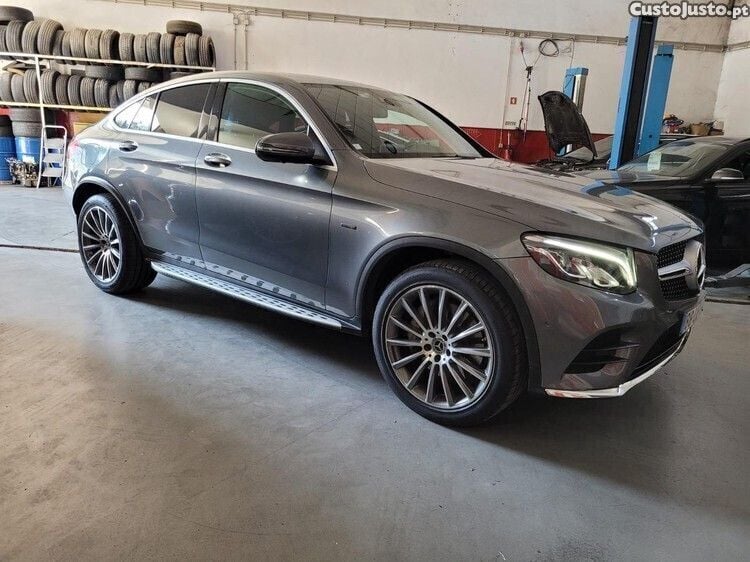 Cinza Usado 2018 Mercedes GLC350 AMG Coupé | € 40.000 (Bom preço) - Imagem 1/1